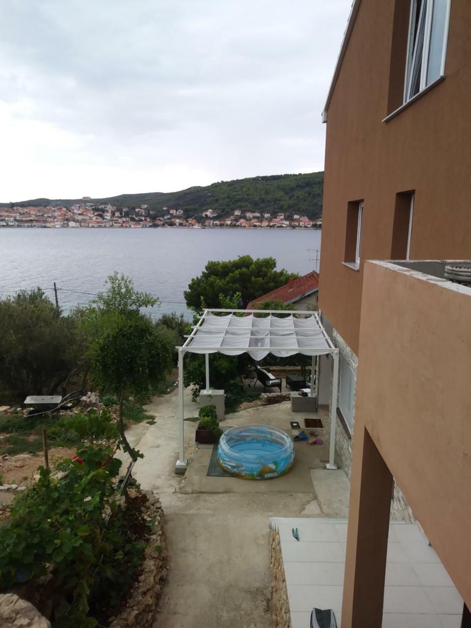 Apartment Pilatus Ošljak Preko Bagian luar foto